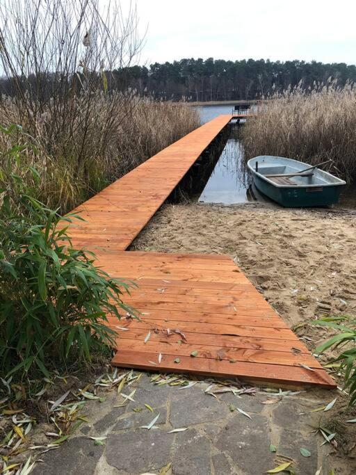 Penthouse Bernd Im Waldschloesschen Direkt Am See Wendisch Rietz Luaran gambar